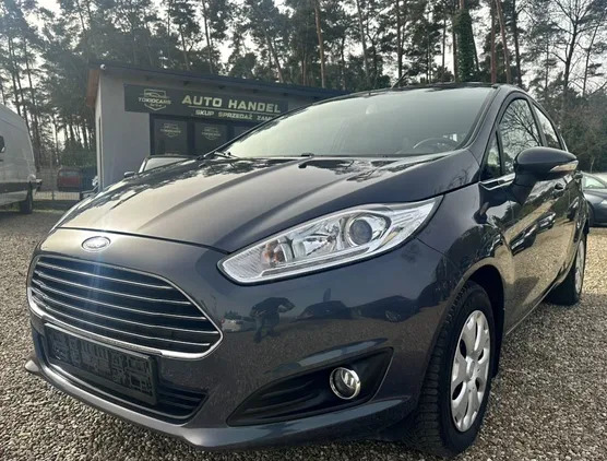 ford Ford Fiesta cena 27900 przebieg: 97000, rok produkcji 2015 z Milanówek